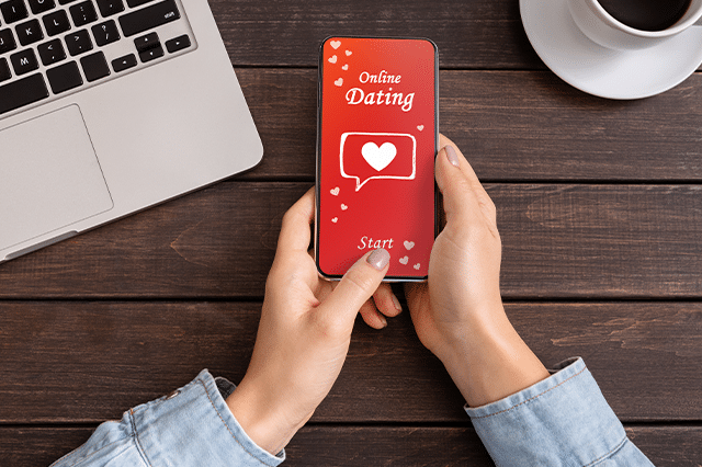 4 Times It Is Appropriate To Exchange Numbers With Your Online Crush